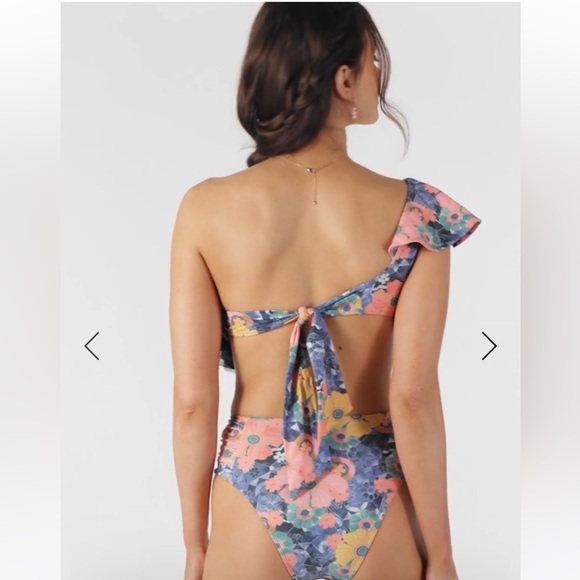 O’Niel Mission Beach one shoulder top & Long Beach high waist Cheeky size XXL - Picture 2 of 14